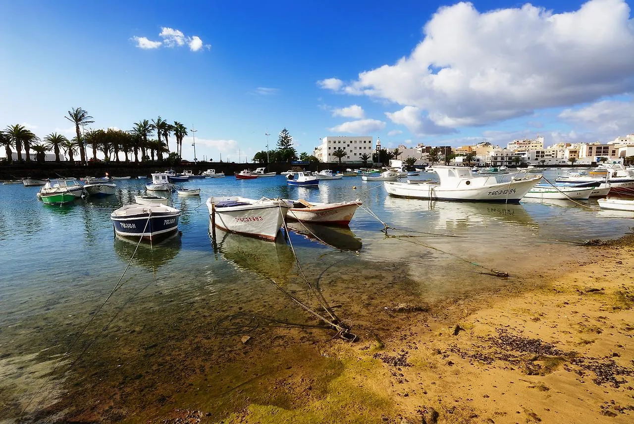 Raspe Arrecife Lake View Wifi By Pvl Apartman
